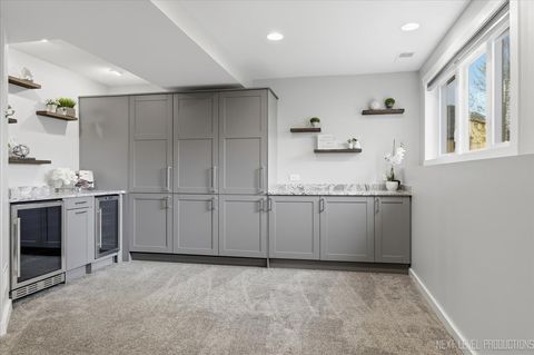 Tiny photo for 2595 Ginger Woods Drive, Aurora, IL 60502 (MLS # 12620604)