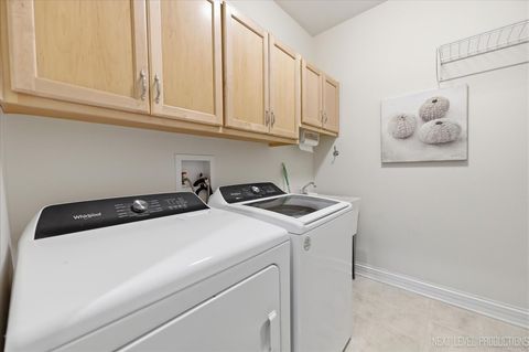 Tiny photo for 2595 Ginger Woods Drive, Aurora, IL 60502 (MLS # 12620604)