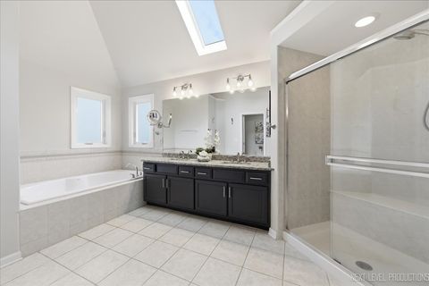 Tiny photo for 2595 Ginger Woods Drive, Aurora, IL 60502 (MLS # 12620604)