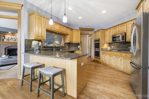 Tiny photo for 2595 Ginger Woods Drive, Aurora, IL 60502 (MLS # 12620604)