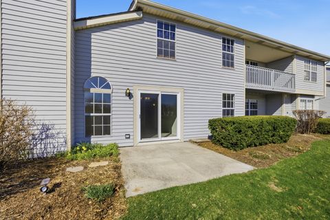 Tiny photo for 1447 Club Drive #A, Glendale Heights, IL 60139 (MLS # 12597065)