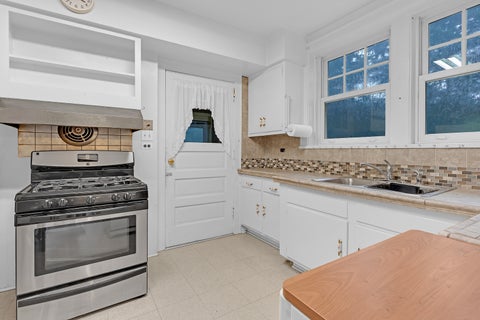Tiny photo for 1324 Fredrickson Place, Highland Park, IL 60035 (MLS # 12783254)