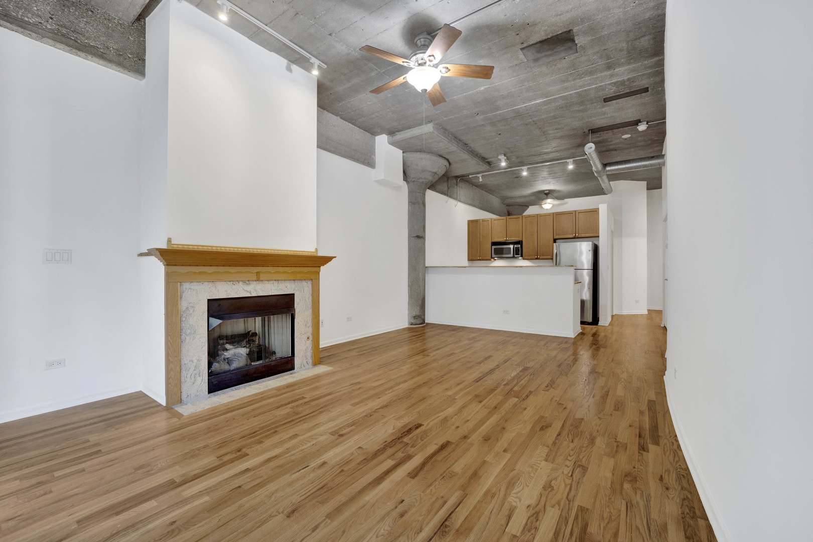 1070 W 15TH Street 112
