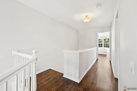 Tiny photo for 47 Oakton Drive, Lombard, IL 60148 (MLS # 12471337)