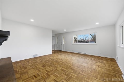 Tiny photo for Aurora, IL 60506 (MLS # 12609979)