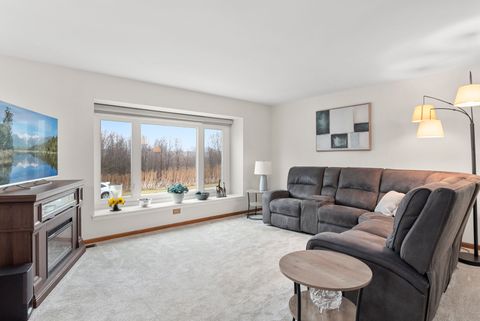 Tiny photo for 6935 Kingston Court, Tinley Park, IL 60477 (MLS # 12590355)