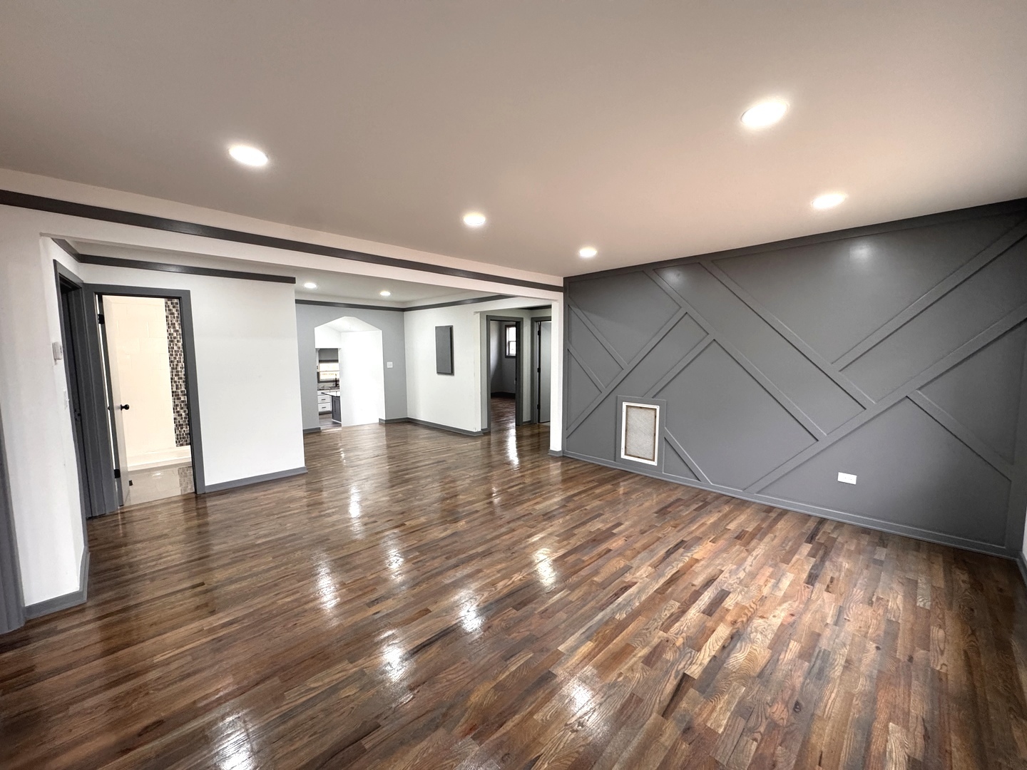 25127 S Tryon Street