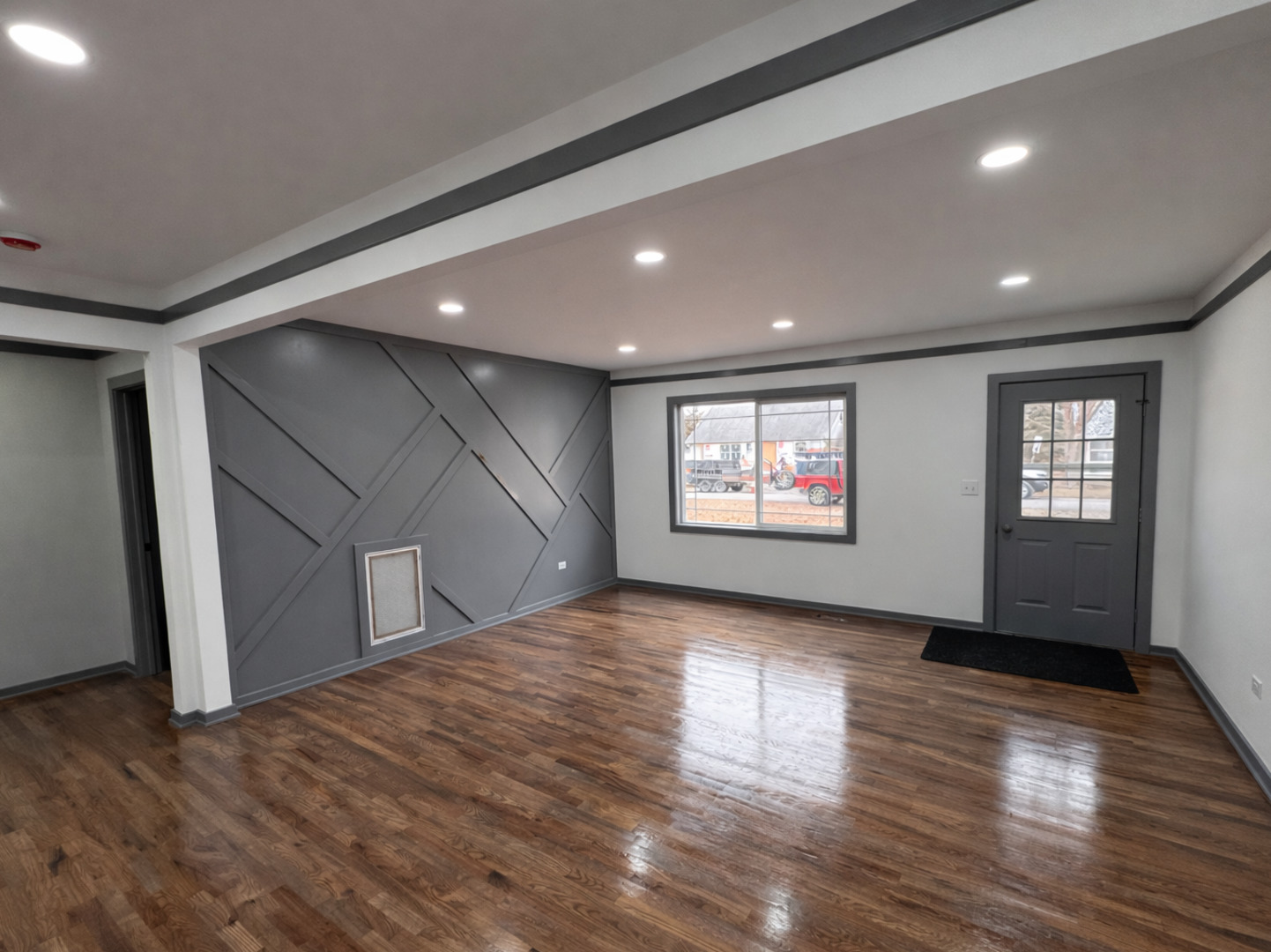 25127 S Tryon Street