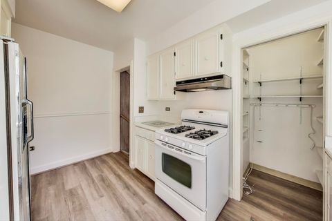 Tiny photo for 566 Bellevue Place, Highland Park, IL 60035 (MLS # 12501496)