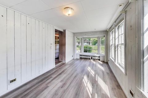 Tiny photo for 566 Bellevue Place, Highland Park, IL 60035 (MLS # 12501496)