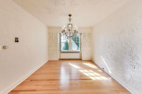 Tiny photo for 566 Bellevue Place, Highland Park, IL 60035 (MLS # 12501496)