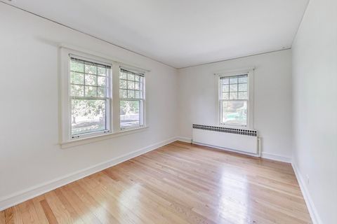 Tiny photo for 566 Bellevue Place, Highland Park, IL 60035 (MLS # 12501496)