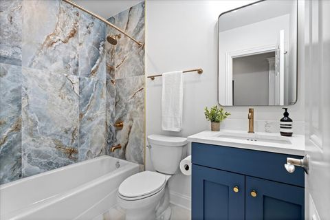 Tiny photo for 3422 N Bosworth Avenue #1, Chicago, IL 60657 (MLS # 12458223)