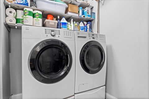 Tiny photo for 3422 N Bosworth Avenue #1, Chicago, IL 60657 (MLS # 12458223)