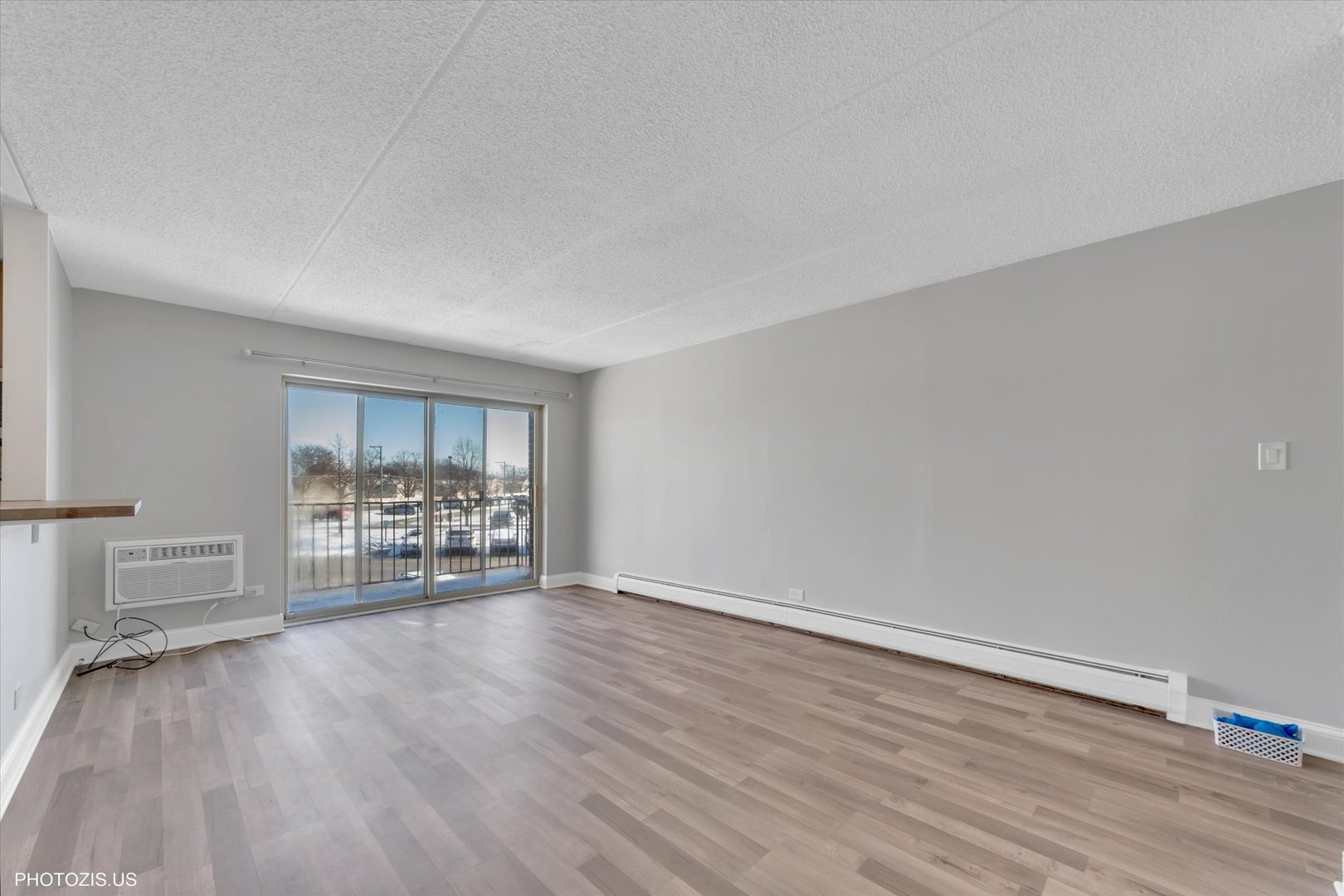 586 FAIRWAY VIEW Drive 2C