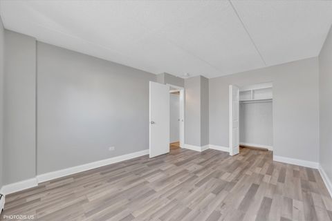 Tiny photo for 586 FAIRWAY VIEW Drive #2C, Wheeling, IL 60090 (MLS # 12548504)