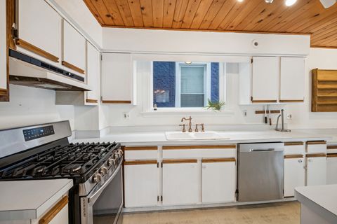 Tiny photo for 514 Wesley Avenue, Oak Park, IL 60304 (MLS # 12453255)