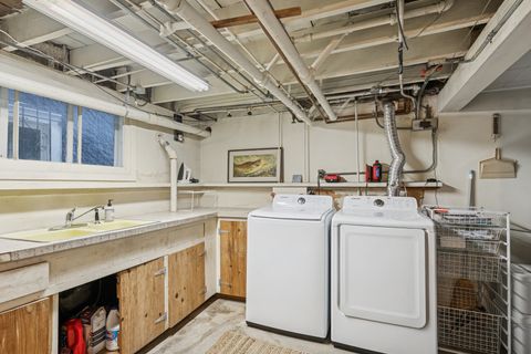 Tiny photo for 514 Wesley Avenue, Oak Park, IL 60304 (MLS # 12453255)