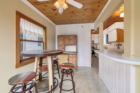 Tiny photo for 514 Wesley Avenue, Oak Park, IL 60304 (MLS # 12453255)