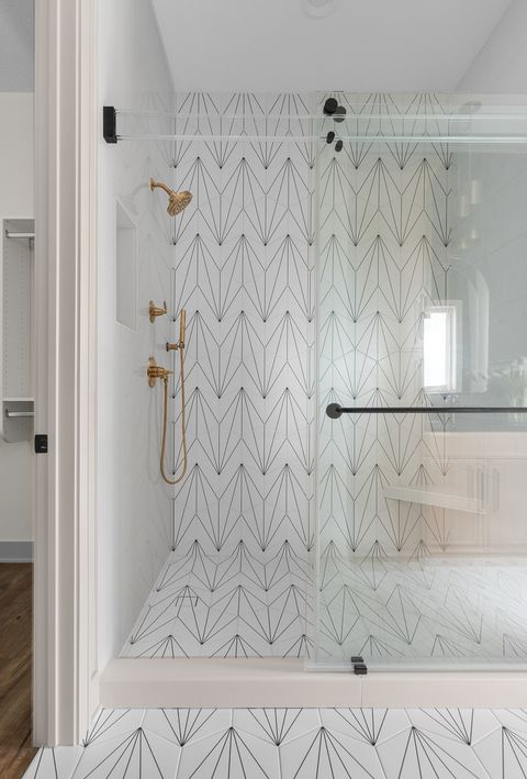 Tiny photo for 6638 Pelican Street, Bettendorf, IA 52722 (MLS # 12555824)