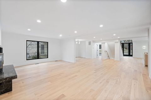 Tiny photo for 5603 S Garfield Street, Hinsdale, IL 60521 (MLS # 12446896)