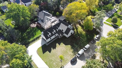 Tiny photo for 5603 S Garfield Street, Hinsdale, IL 60521 (MLS # 12446896)