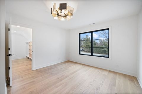 Tiny photo for 5603 S Garfield Street, Hinsdale, IL 60521 (MLS # 12446896)