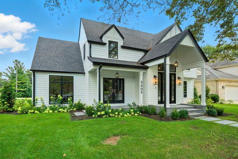 Tiny photo for 5603 S Garfield Street, Hinsdale, IL 60521 (MLS # 12446896)