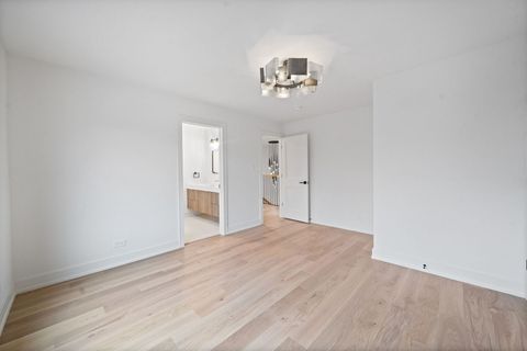 Tiny photo for 5603 S Garfield Street, Hinsdale, IL 60521 (MLS # 12446896)