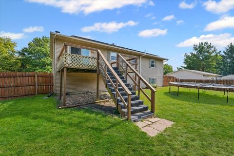 Tiny photo for 903 S Trailside Drive, Mahomet, IL 61853 (MLS # 12476602)