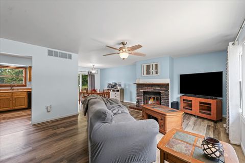 Tiny photo for 903 S Trailside Drive, Mahomet, IL 61853 (MLS # 12476602)