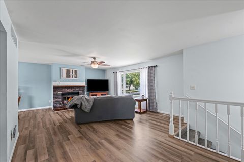 Tiny photo for 903 S Trailside Drive, Mahomet, IL 61853 (MLS # 12476602)