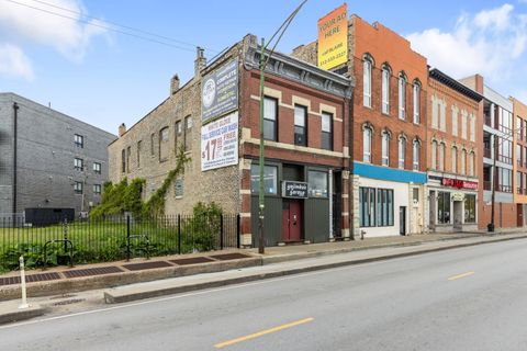 1310 N Clybourn Avenue Chicago IL 60610