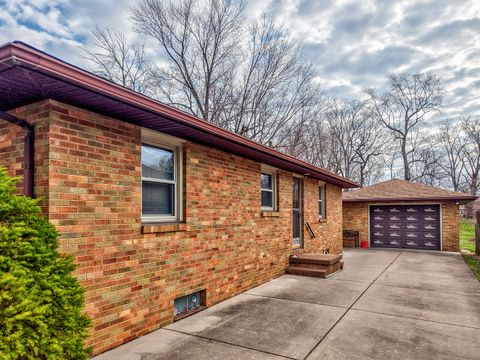 Tiny photo for 1015 S Park Street, Streator, IL 61364 (MLS # 12605489)