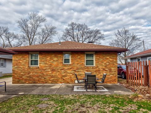 Tiny photo for 1015 S Park Street, Streator, IL 61364 (MLS # 12605489)