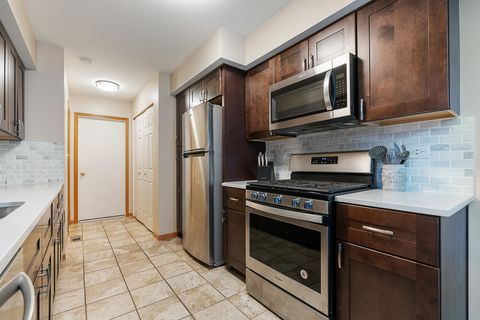 Tiny photo for 16013 Laurel Drive, Orland Park, IL 60462 (MLS # 12564748)