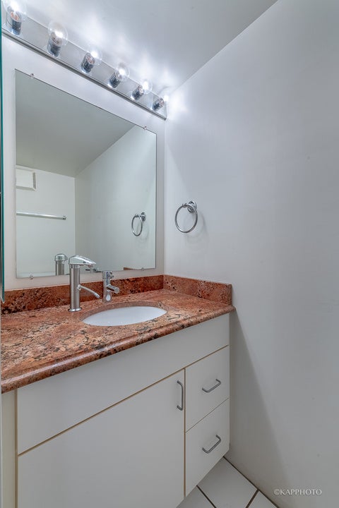 Tiny photo for 3143 S Michigan Avenue, Chicago, IL 60616 (MLS # 12750775)