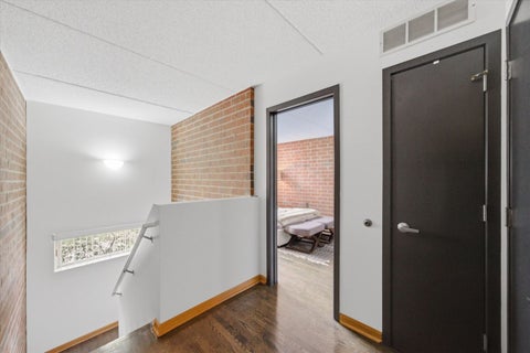 Tiny photo for 3143 S Michigan Avenue, Chicago, IL 60616 (MLS # 12750775)