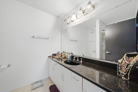 Tiny photo for 3143 S Michigan Avenue, Chicago, IL 60616 (MLS # 12750775)