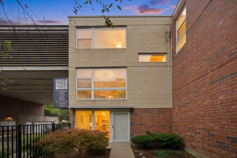 Tiny photo for 3143 S Michigan Avenue, Chicago, IL 60616 (MLS # 12750775)