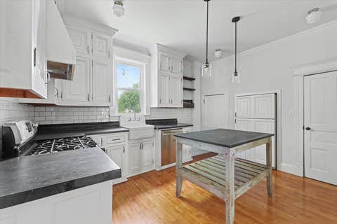 Tiny photo for 615 N William Street, Farmer City, IL 61842 (MLS # 12602188)