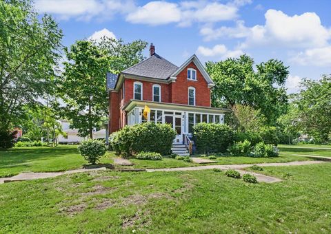 Tiny photo for 615 N William Street, Farmer City, IL 61842 (MLS # 12602188)