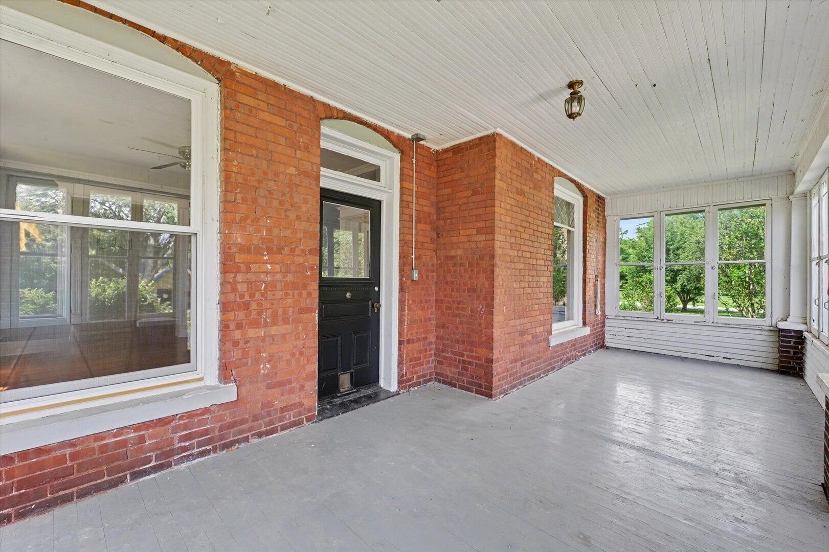 615 N William Street
