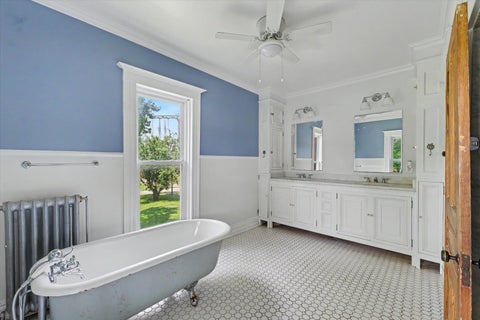 Tiny photo for 615 N William Street, Farmer City, IL 61842 (MLS # 12602188)