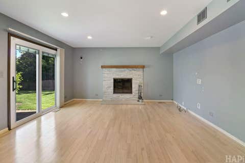 Tiny photo for 470 Highland Grove Drive, Buffalo Grove, IL 60089 (MLS # 12720664)