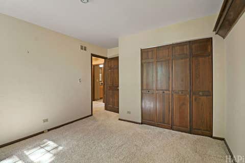 Tiny photo for 470 Highland Grove Drive, Buffalo Grove, IL 60089 (MLS # 12720664)