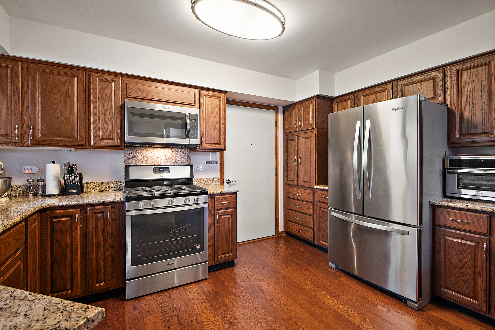 18435 Lakeview Circle W