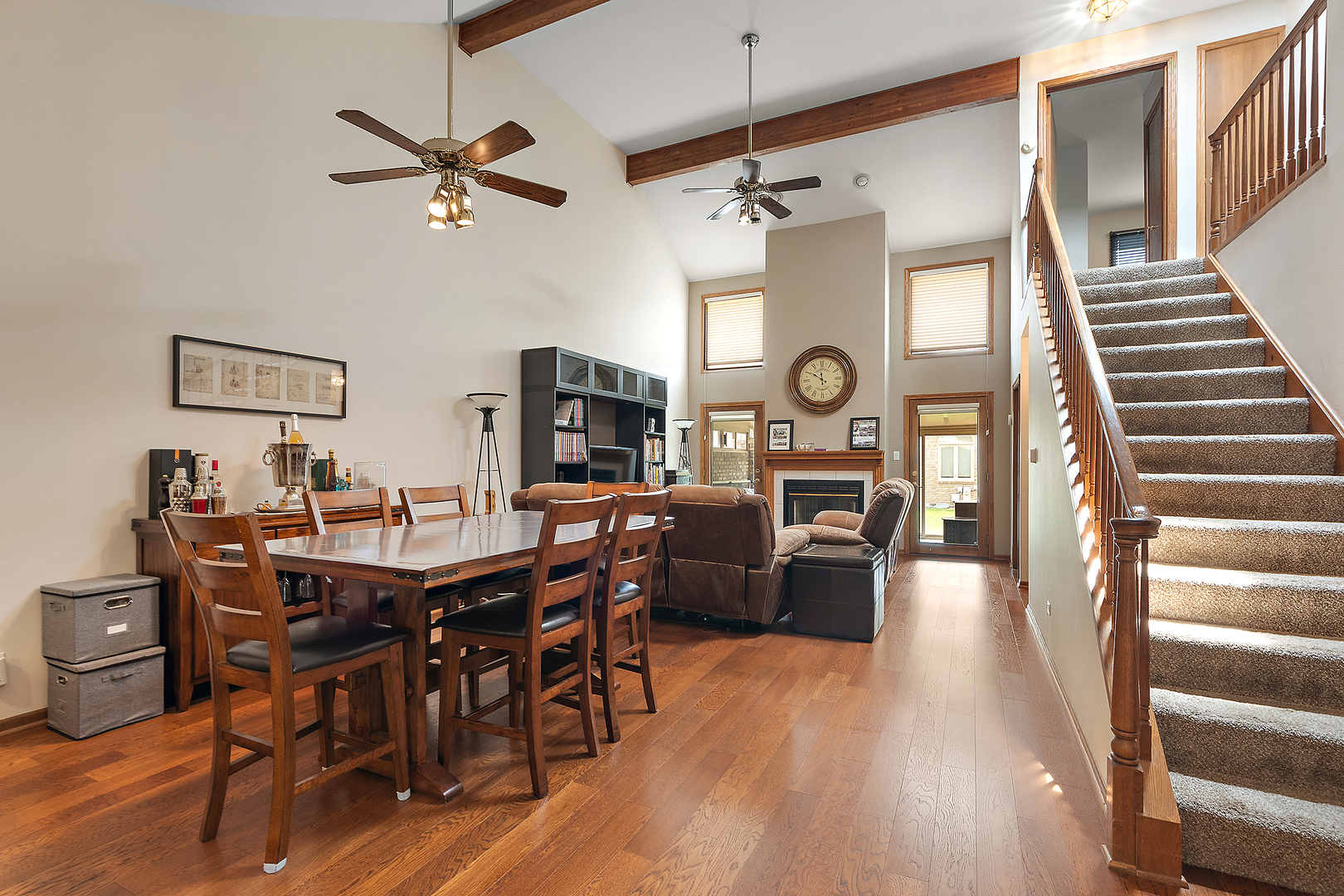 18435 Lakeview Circle W