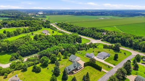 Tiny photo for 2237 Hickory Hills Road, Muscatine, IA 52761 (MLS # 12707422)