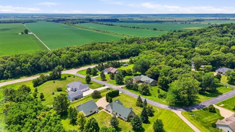Tiny photo for 2237 Hickory Hills Road, Muscatine, IA 52761 (MLS # 12707422)